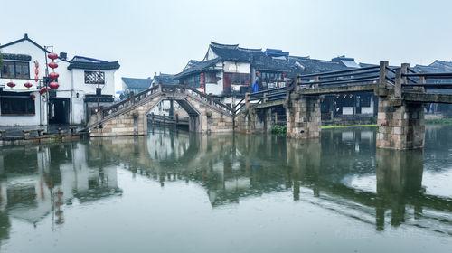 怎么能看出来男朋友是否在和别人微信视频呢？